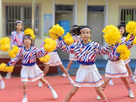 文明精神 强健体魄——景园实验小学举行第八届秋季运动会