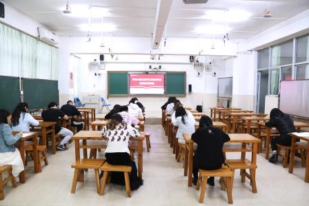 以测促教谋成长，精研勤学明方向 —— 罗湖外语实验学校举办新课标考查活动
