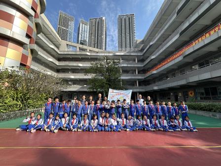 深圳市东晓小学“每周半天计划”之金威啤酒厂旧址参观活动