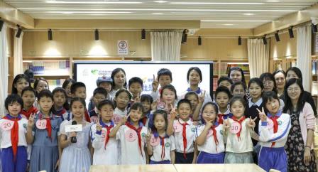 荷美共读，遇见世界——深圳市洪湖小学开展2024年第一届图书馆“悦”读节系列活动