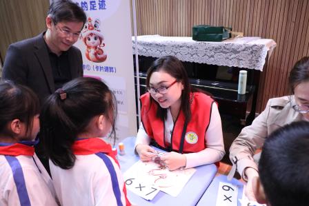 开放测评趣味多，多元评价助成长——深圳市水田小学开展低年段开放性评价活动