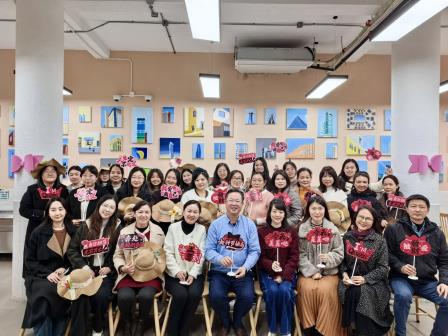 螺岭巾帼关心关爱，“帽”美如花喜庆佳节——螺岭湖贝学校党支部、工会举行女教职工关心关爱活动