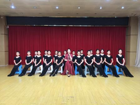 以礼润心 以美育德——碧波小学“美育一件事”引领礼仪教育新风尚