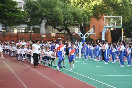 桂园小学与百草园幼儿园开展小幼衔接主题活动