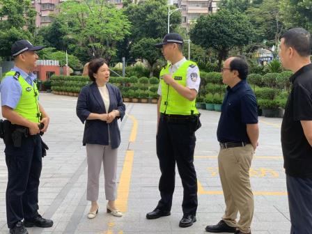 筑牢平安校园防线   市公安局罗湖分局局长莅临深圳北理莫斯科大学附属布心中学调研指导校园安全工作