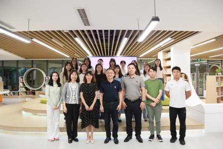 智慧探索启新程，AI赋能育未来——深圳市莲南教育集团安芳小学开展第三次AI赋能教学探究暨青年教师读书会活动
