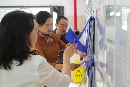 罗湖区领导到北斗小学开展校园安全调研检查