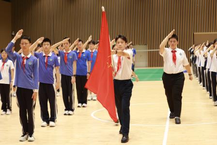 感恩成长，逐梦未来——深圳市罗湖未来学校2025年少先队员离队仪式暨十四岁集体生日活动 