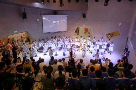 千余童作点亮城市美育空间！ 布心小学六一艺术展在罗湖天河城精彩启幕