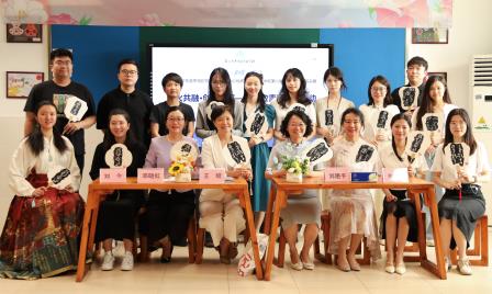 彩陶溯文明 深海探奇趣——星园学校举办绘画与手工公开课观摩研讨活动