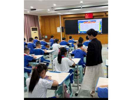 妙算趣思激活力，数能飞扬展风采——洪湖小学举行“数学好玩”趣味活动