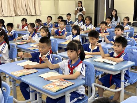 笔意传师道 墨韵润童心——深圳市向西小学举办“好字好人生”书法培训
