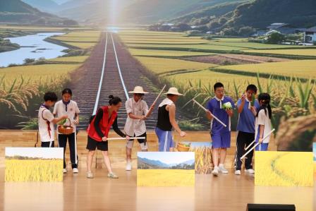 青春在校园剧中绽放——深圳市红桂中学2025年校园艺术节暨社团文化节系列活动——初二年级校园剧比赛圆满落幕