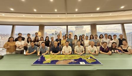 特区精神映初心，廉政清风润杏坛 ——深圳市翠园文锦中学党总支开展“行走的廉政课”主题党日活动