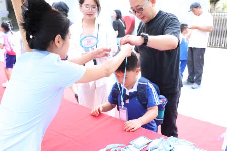 雏燕启航处·家校共育时——深圳市红桂小学举办2025级小一新生入学适应性培训活动暨小一新生家长见面会