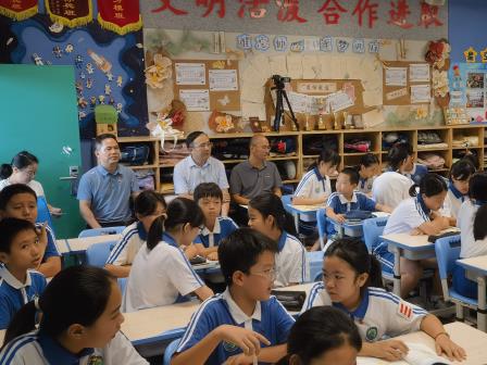 共话教育衔接，助力学生成长——洪湖小学与桂园中学携手开展小初衔接教学研讨活动