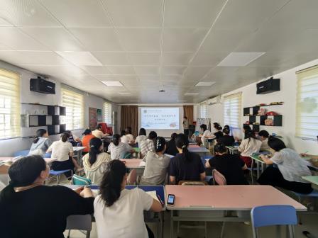 知不足而奋进  弥差距惟自强——景园实验小学召开学期教学质量分析会