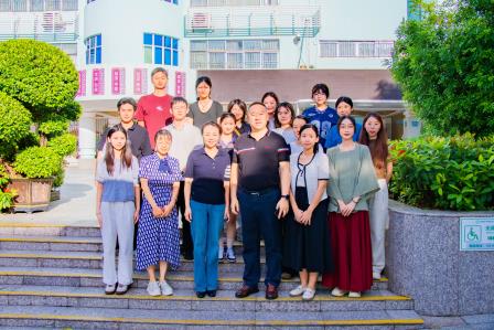 罗湖外语实验学校召开学科美育促进学校高质量育人培训会 暨青年教师成长共同体“青研社”培训会