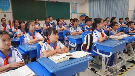 观阅兵盛典，植爱国之心 ——深圳市梧桐小学全体师生共同观看九三阅兵