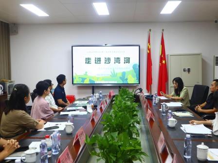 AI赋能添活力，新质课堂显风采——罗湖区教科院莅临罗芳小学开展 “百人听千课” 活动
