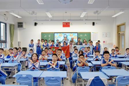 识破毒品“隐身术”打好青春“预防针”——东晓小学联合“簕杜鹃”禁毒宣讲团开展防毒教育