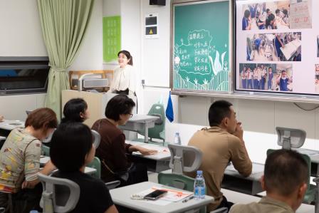 竹梦扬帆乘风起 同心携手育英才——深圳市翠竹外国语实验学校召开2025年秋季家长会