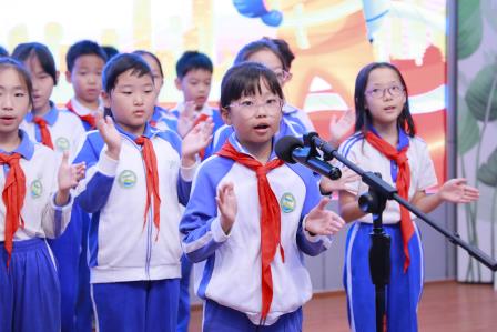 全民消防 生命至上——深圳市仙桐实验小学举行消防安全主题升旗仪式