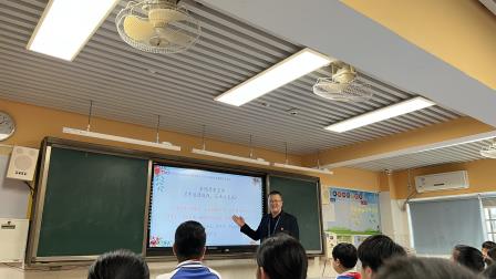 守道德底线，筑法治长城——侨香实验学校安全文明晨课主题月活动第十讲
