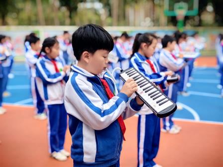 琴韵悠扬 喜迎新年——景园实验小学开展全员口风琴齐奏迎新年活动