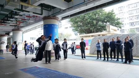 携手并进促提升，智慧教育共成长 ——兴宁市石马中学教师代表到罗外初中开展校际交流活动