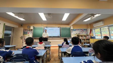 文明与规矩同行赋能学子成长——侨香实验学校安全文明晨课主题月活动第四讲