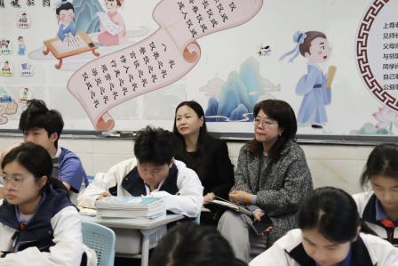 新质沃土育“茧”，专业引领成“蝶” ——区教科院赴螺岭湖贝学校开展新教师“十项基本功”视导
