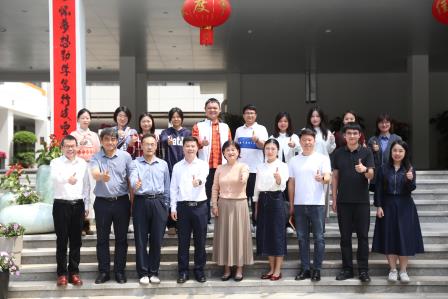 破茧启新程视导促成长——罗湖教科院“破茧”行动走进布心小学