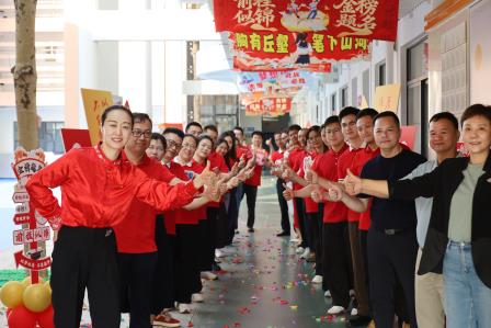 百日砺剑逐梦远航，同心护航决胜中考——大望学校举行 2026 届中考冲刺动员大会