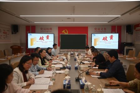 专业引领明方向，精准视导促提升 ——桂园中学迎接区教科院新教师过关考核暨教育教学常规视导