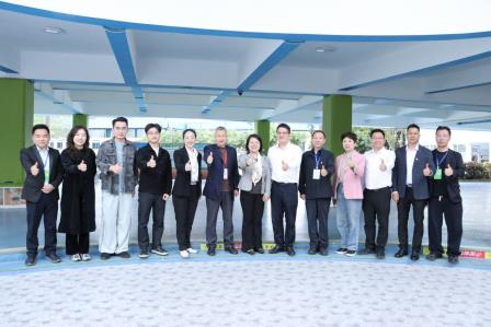 开学检查暖校园，精准指导促提升——罗湖区教育局副局长陈亚桥一行到龙创实验学校检查指导