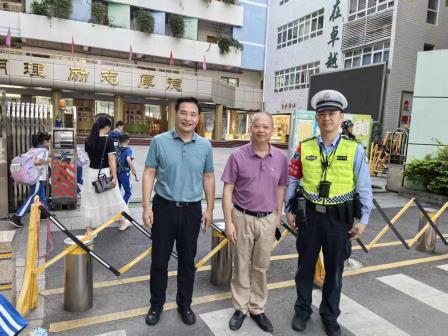 罗湖交警护航校园安全守护师生出行平安——筑牢校园周边交通安全防线打造平安上学路
