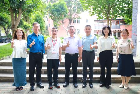 恪守办学规范，守护健康成长 ——罗湖实验学校迎接第六责任区5月专项督导