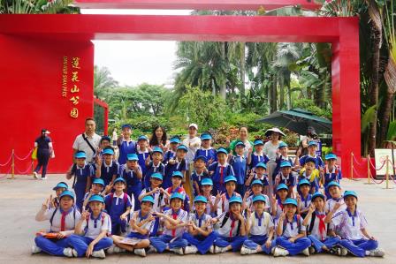 寻访山中好友 浸润童心成长 ——罗湖小学开展三年级社会实践活动
