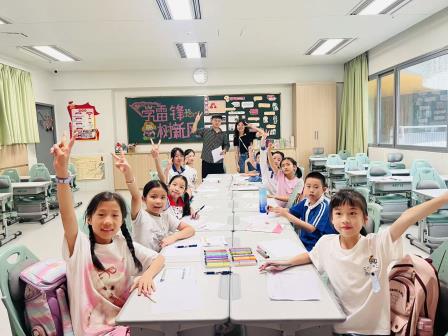 解码生命，花young年华——翠竹外国语实验学校“生命列车成长小组”圆满结营