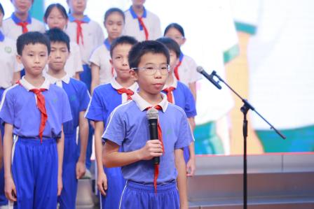 争做净少年，健康伴我行——深圳市仙桐实验小学“净少年”养成教育主题升旗仪式